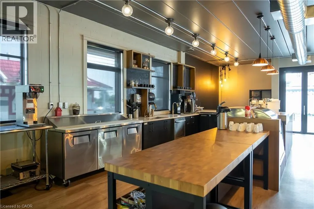 618 KING Street W Unit# A, #A