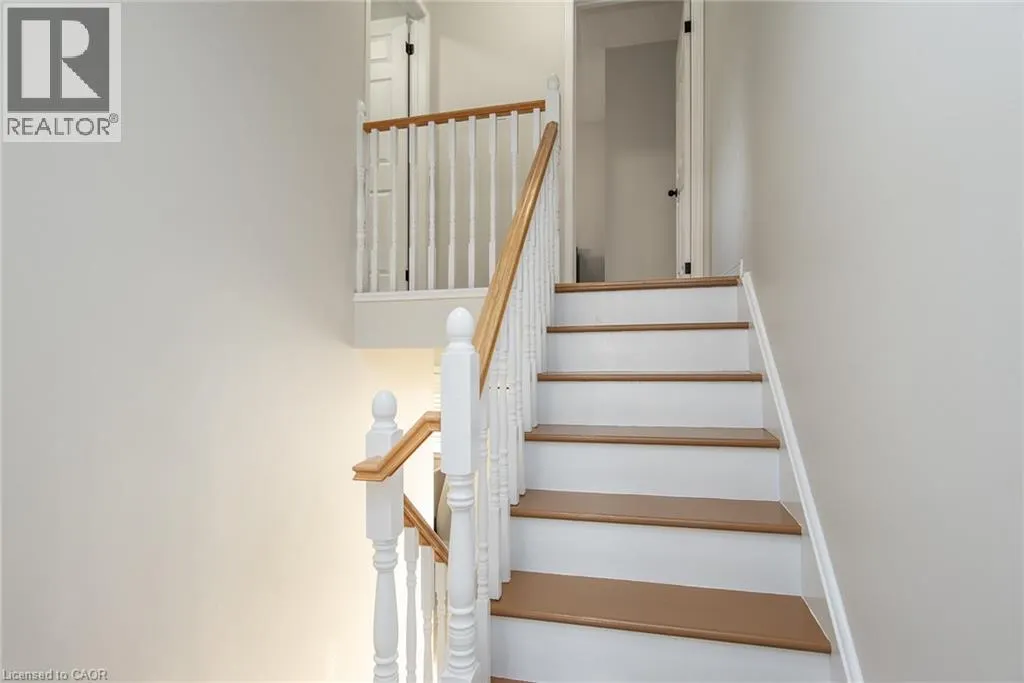 211 VERONICA Drive Unit# 11, #11