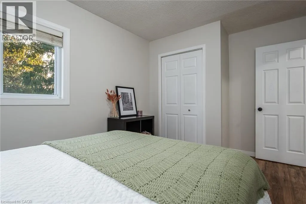 211 VERONICA Drive Unit# 11, #11