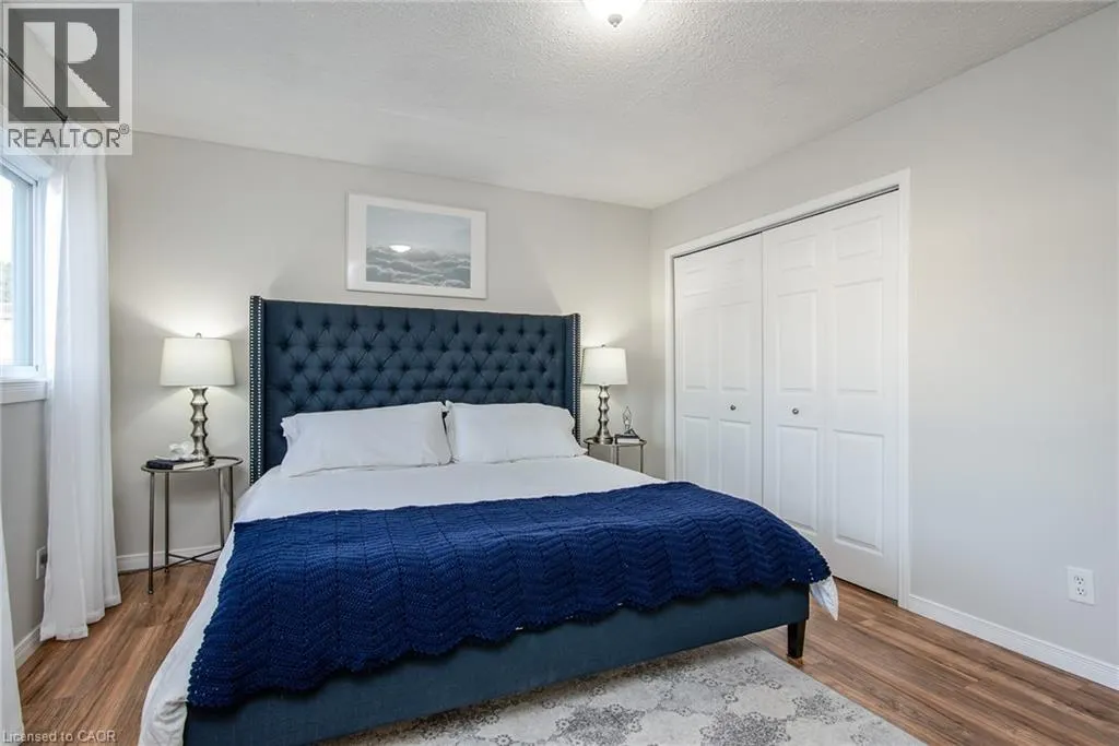 211 VERONICA Drive Unit# 11, #11