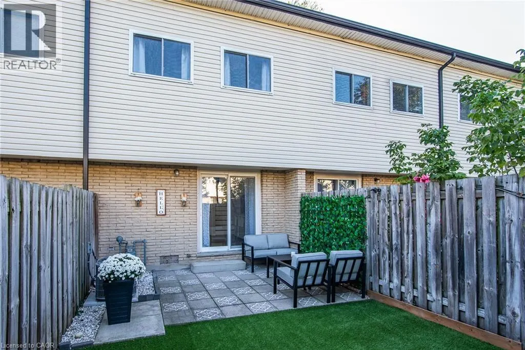 211 VERONICA Drive Unit# 11, #11