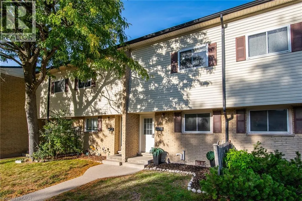 211 VERONICA Drive Unit# 11, #11