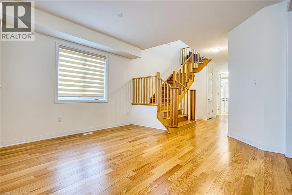 123 PORT Crescent