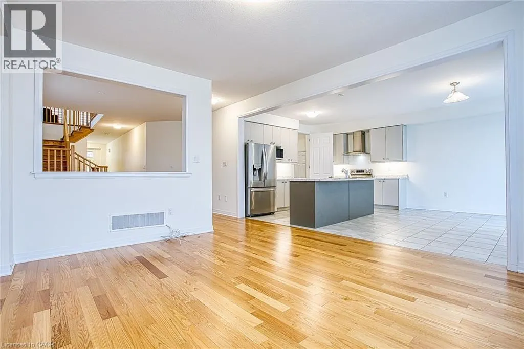 123 PORT Crescent