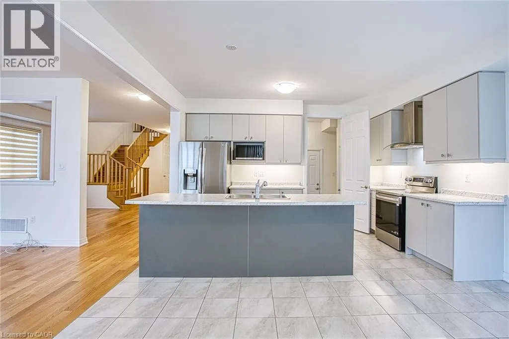123 PORT Crescent