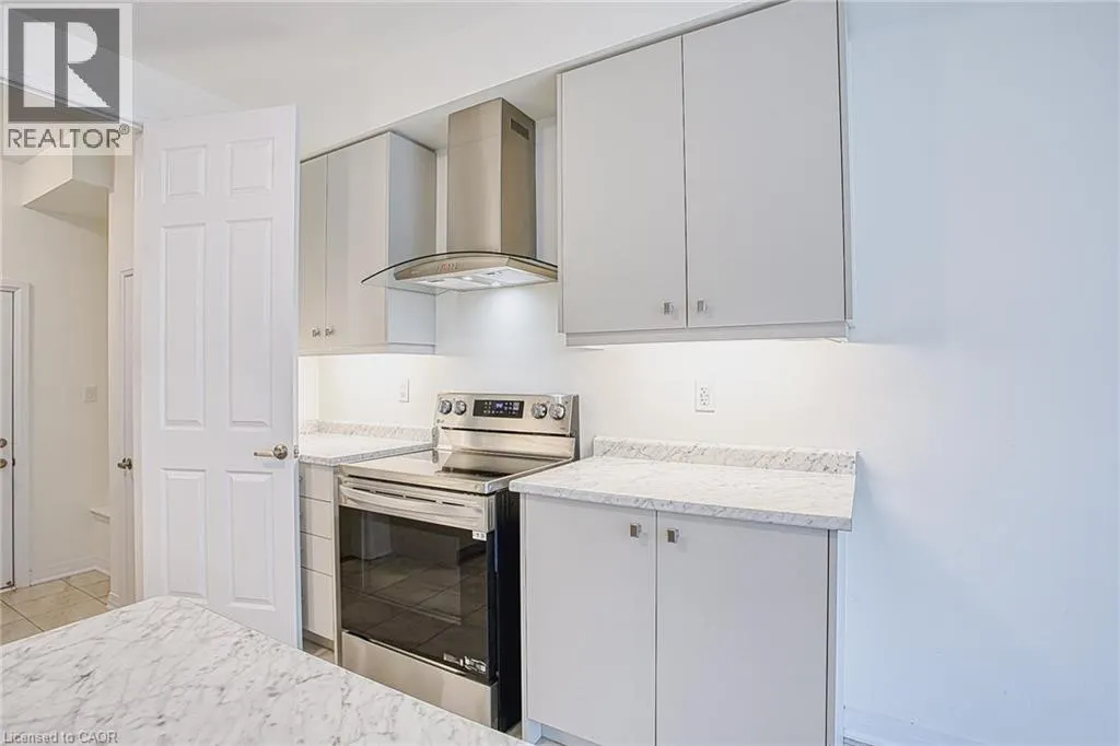 123 PORT Crescent