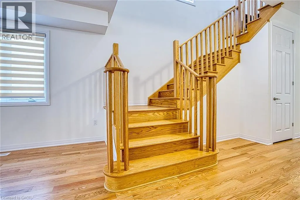 123 PORT Crescent