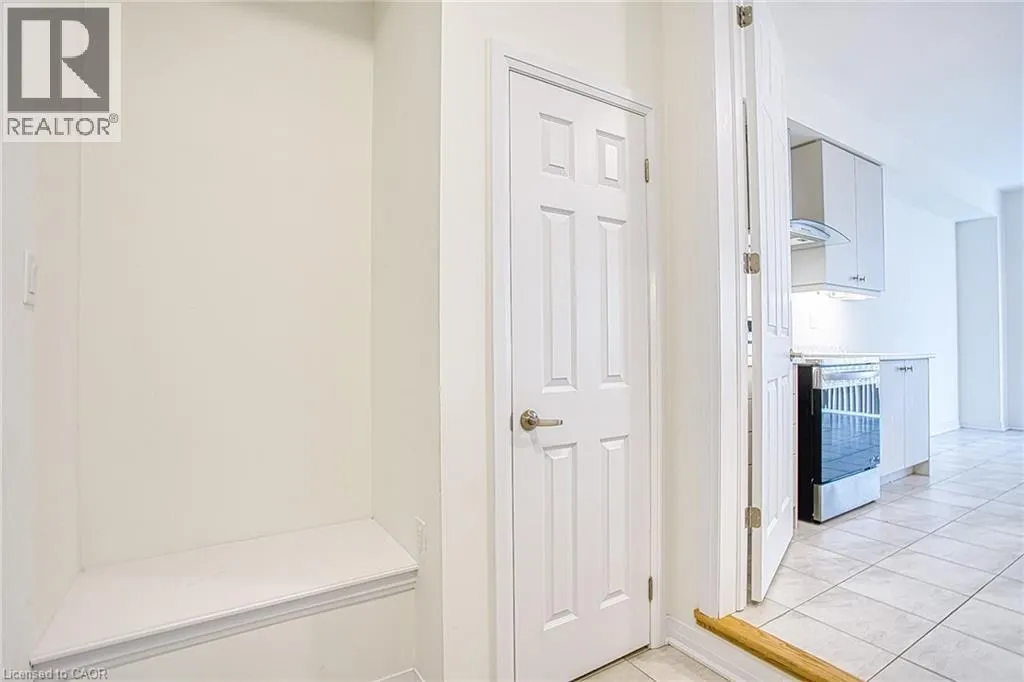 123 PORT Crescent