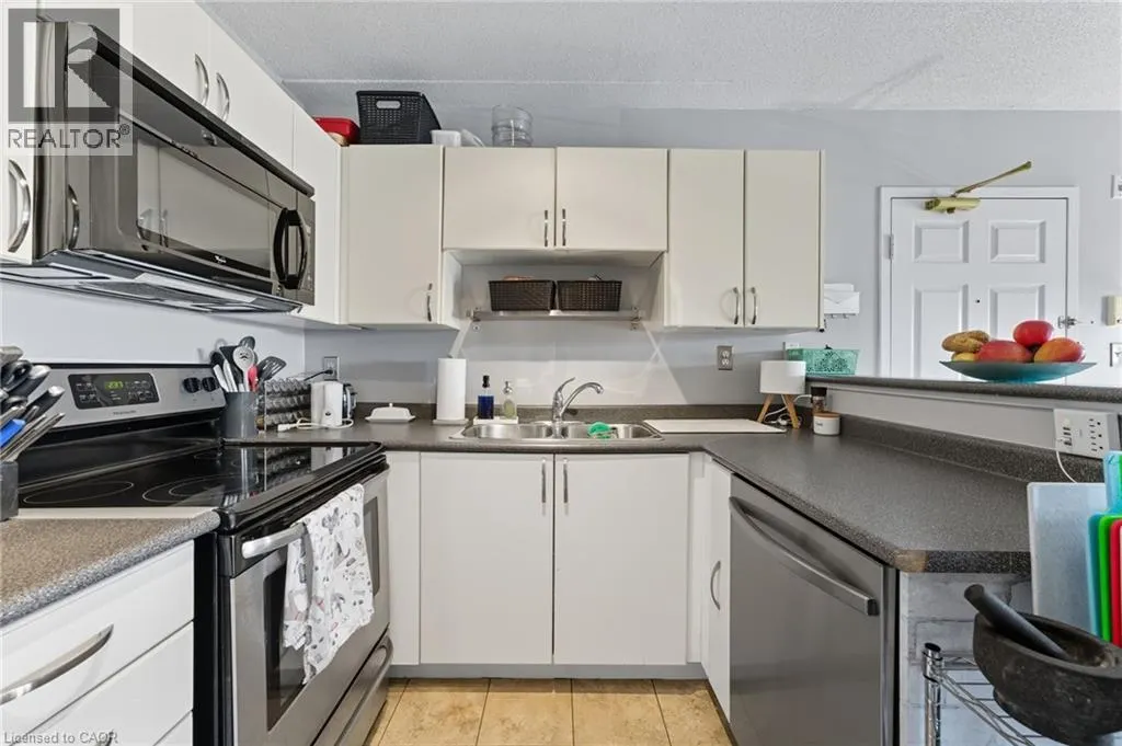1421 WALKERS Line Unit# 304, #304