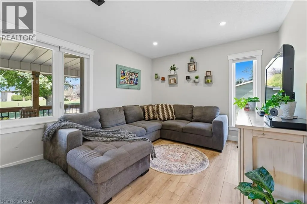 100 LA SALETTE Road