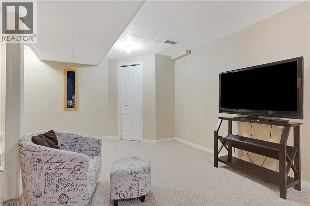 29 SCHROEDER Drive