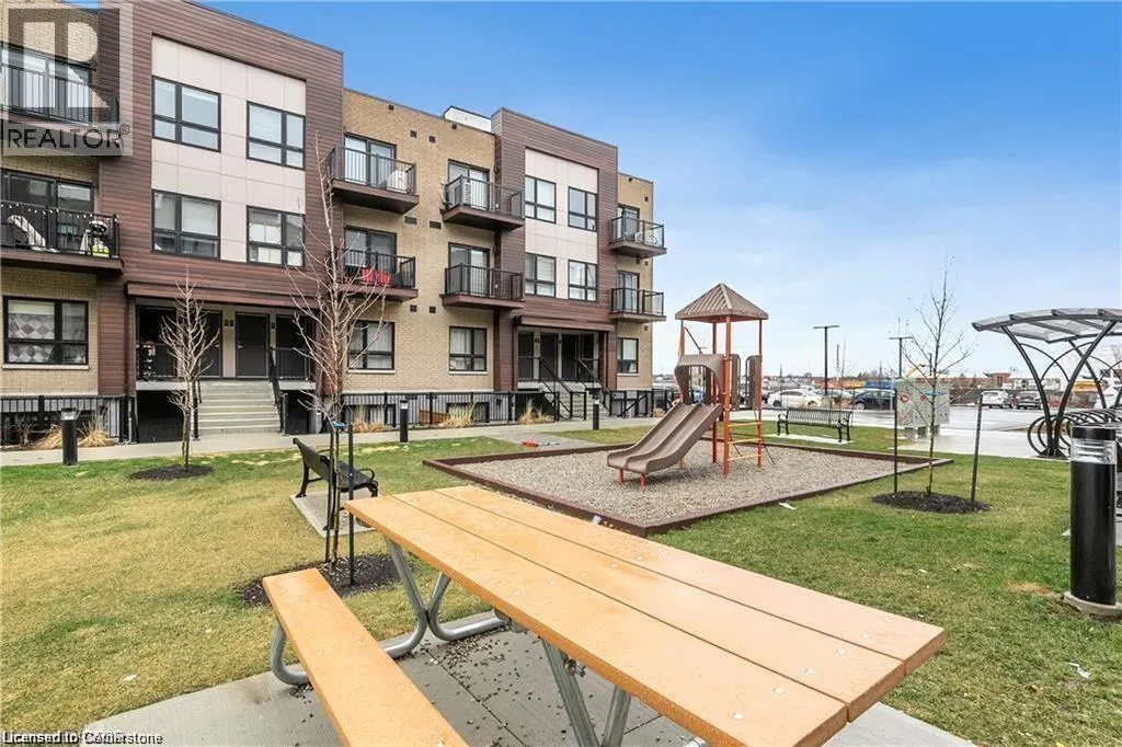 10 PALACE Street Unit# C3, #C3
