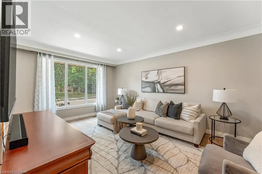 323 HIXON Road