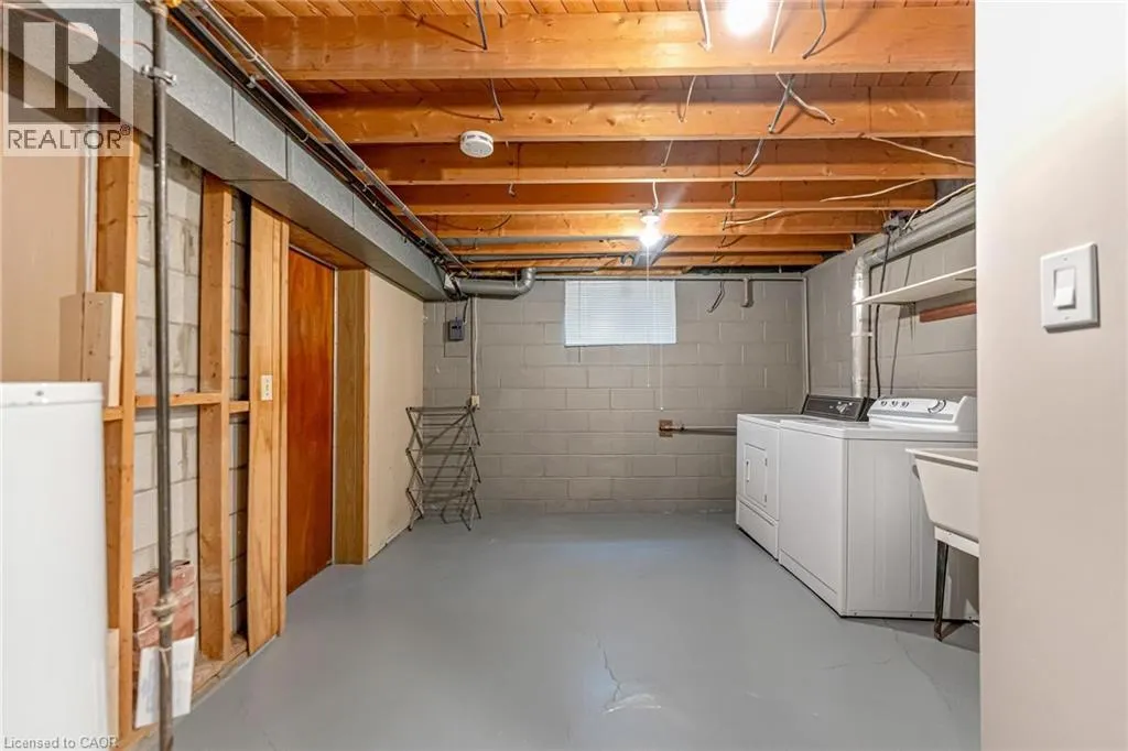 323 HIXON Road