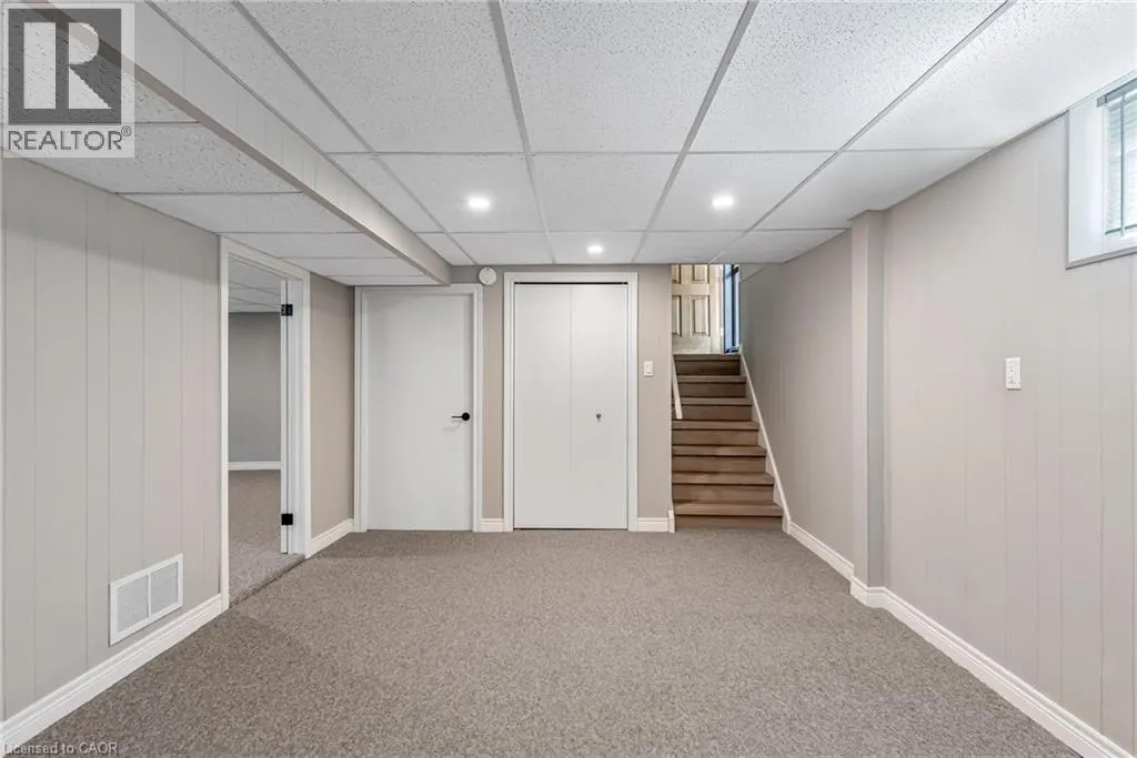 323 HIXON Road
