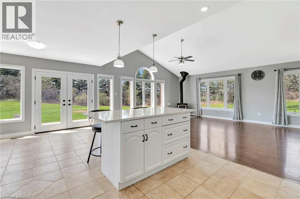 70 GOVERNORS Road E