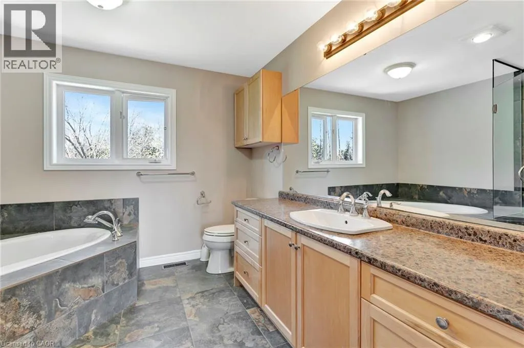 70 GOVERNORS Road E