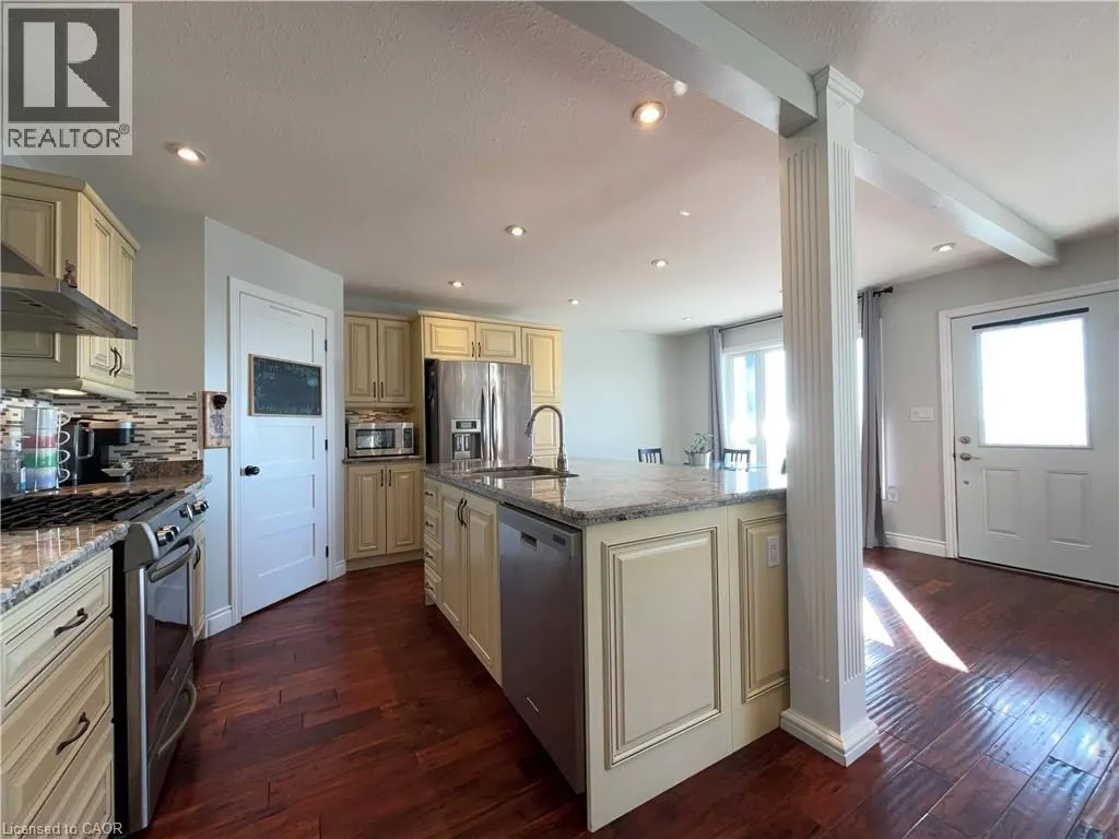 2801 NORTH SHORE Drive
