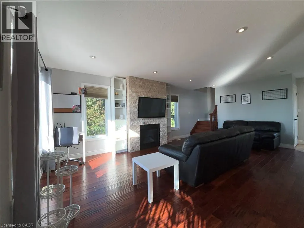 2801 NORTH SHORE Drive