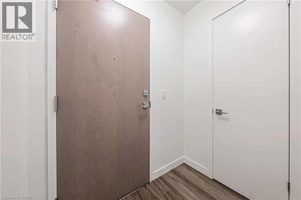 479 CHARLTON Avenue E Unit# 209, #209