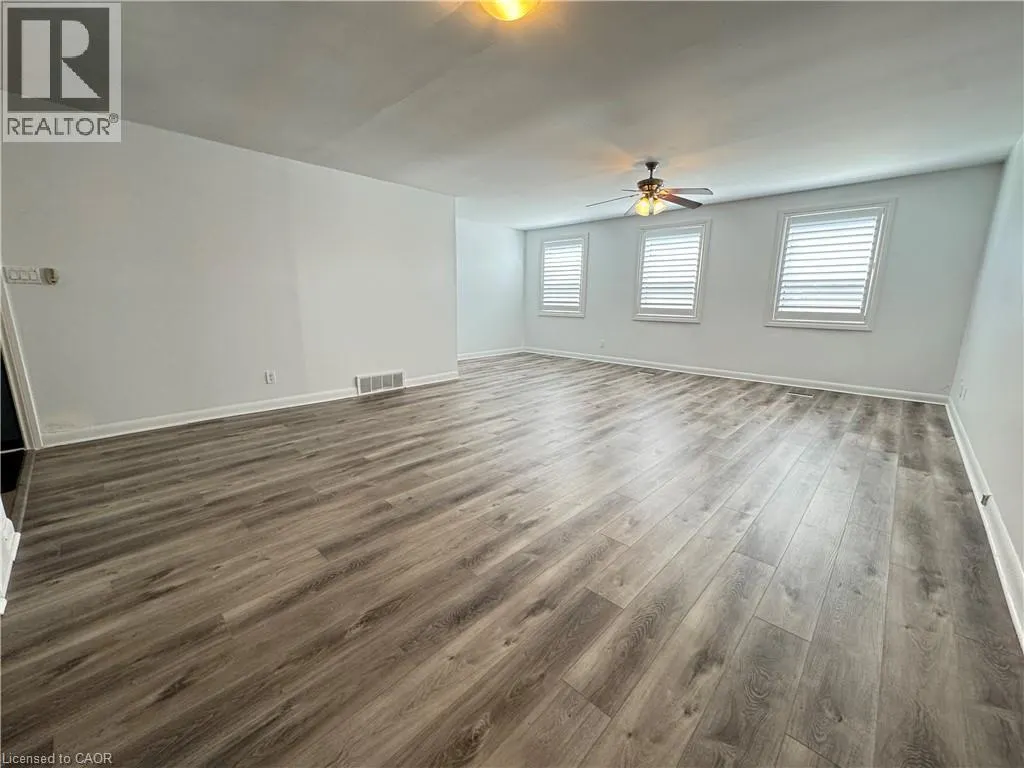 655 FENNELL Avenue E Unit# 3, #3