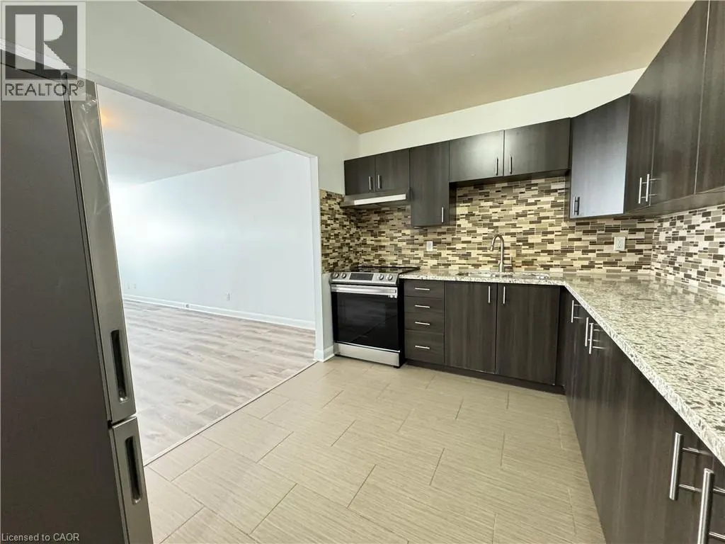 655 FENNELL Avenue E Unit# 3, #3