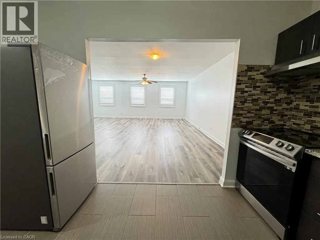 655 FENNELL Avenue E Unit# 3, #3