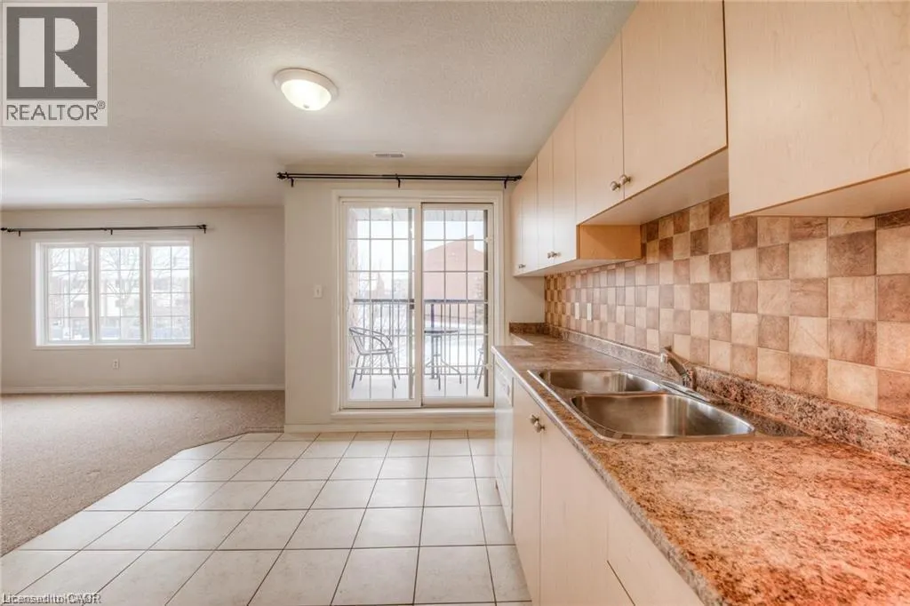 12 HOLBORN Drive Unit# A7, #A7