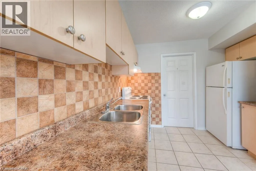 12 HOLBORN Drive Unit# A7, #A7