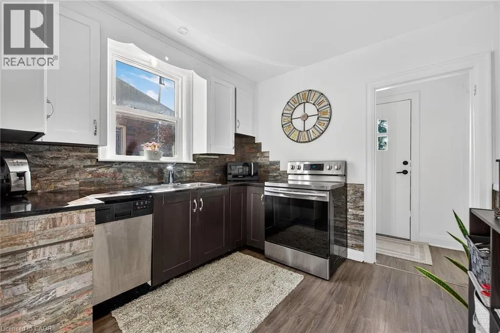 199 WEST 2ND Street