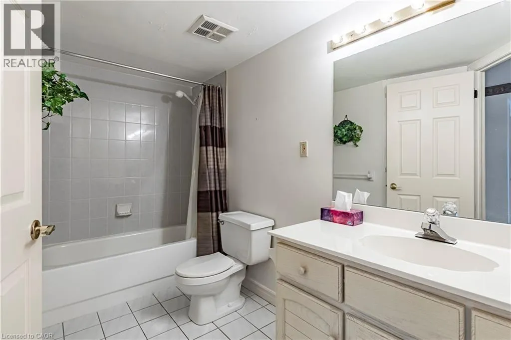 67 CAROLINE Street S Unit# 304 (3D), #304 (3D)