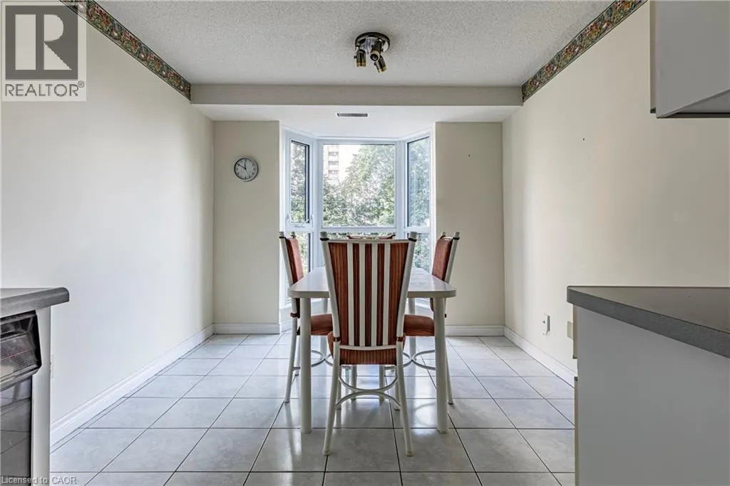 67 CAROLINE Street S Unit# 304 (3D), #304 (3D)