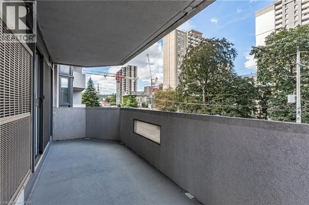 67 CAROLINE Street S Unit# 304 (3D), #304 (3D)