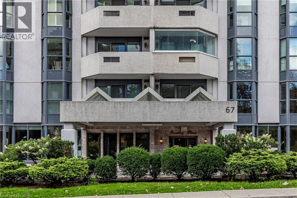 67 CAROLINE Street S Unit# 304 (3D), #304 (3D)