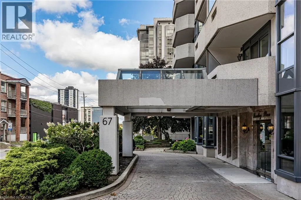 67 CAROLINE Street S Unit# 304 (3D), #304 (3D)
