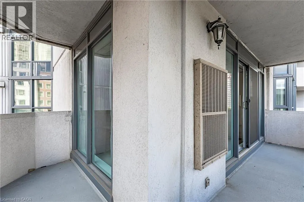 67 CAROLINE Street S Unit# 304 (3D), #304 (3D)