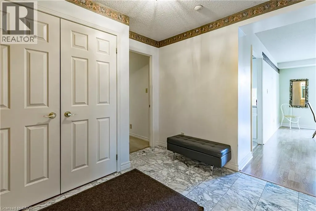 67 CAROLINE Street S Unit# 304 (3D), #304 (3D)