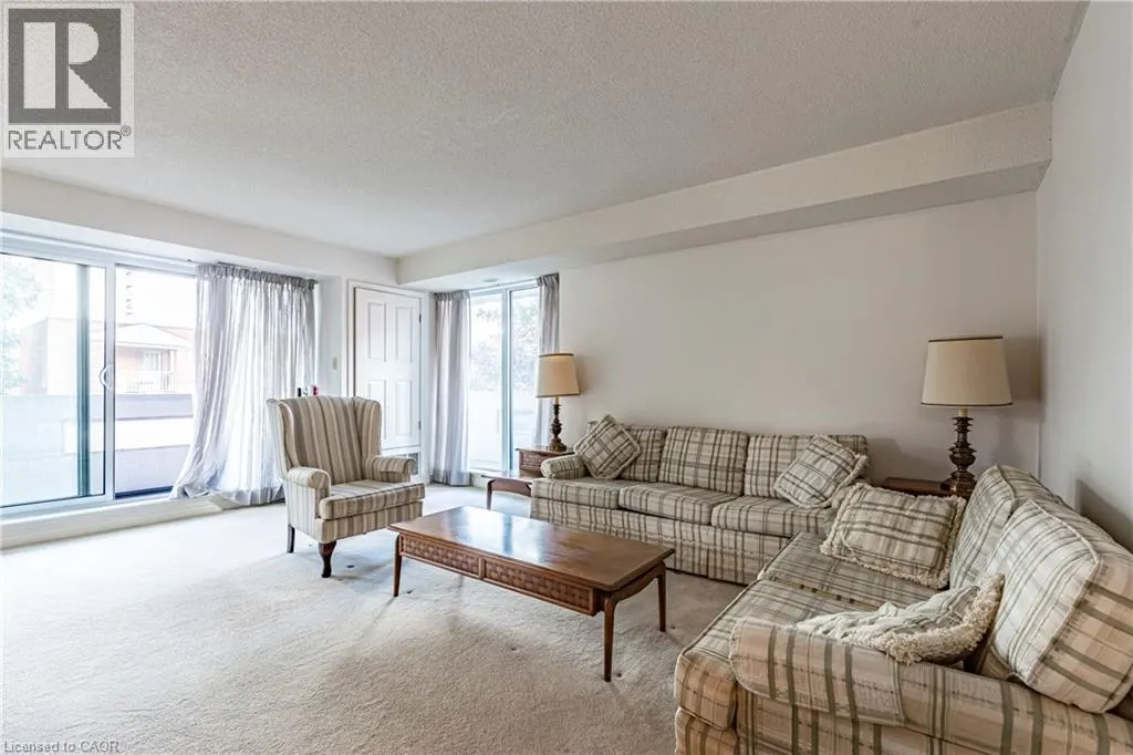 67 CAROLINE Street S Unit# 304 (3D), #304 (3D)