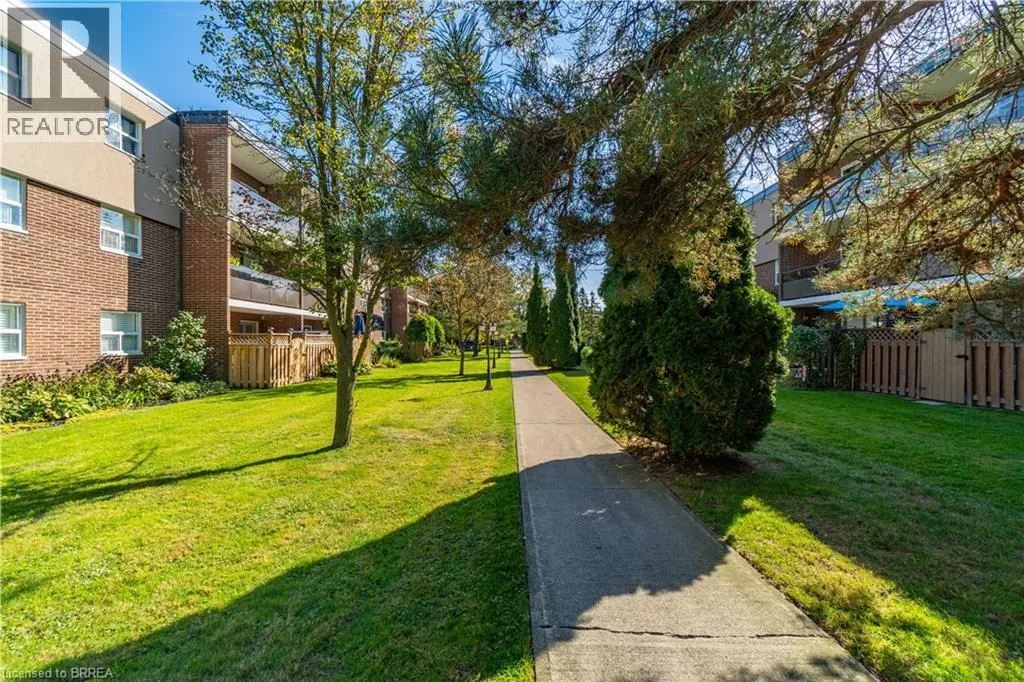 648 GREY Street Unit# 305, #305
