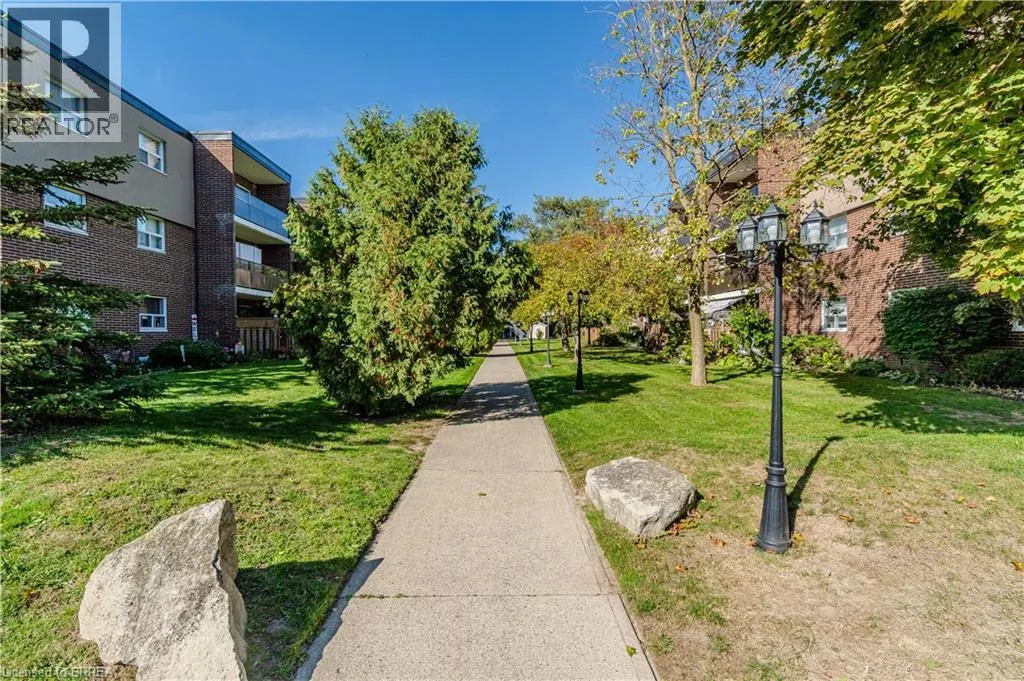 648 GREY Street Unit# 305, #305