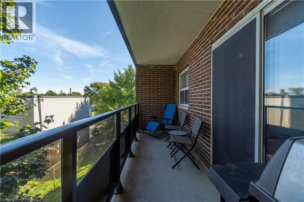 648 GREY Street Unit# 305, #305