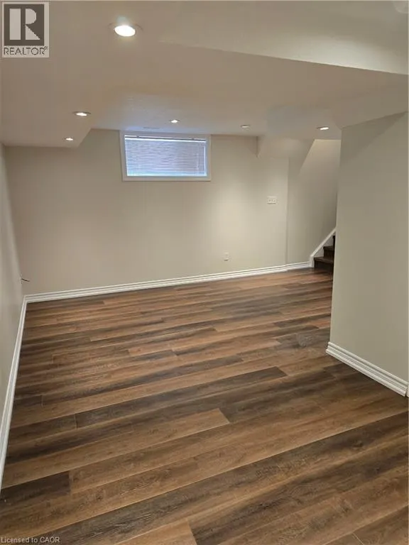 70 DAHLIA Street