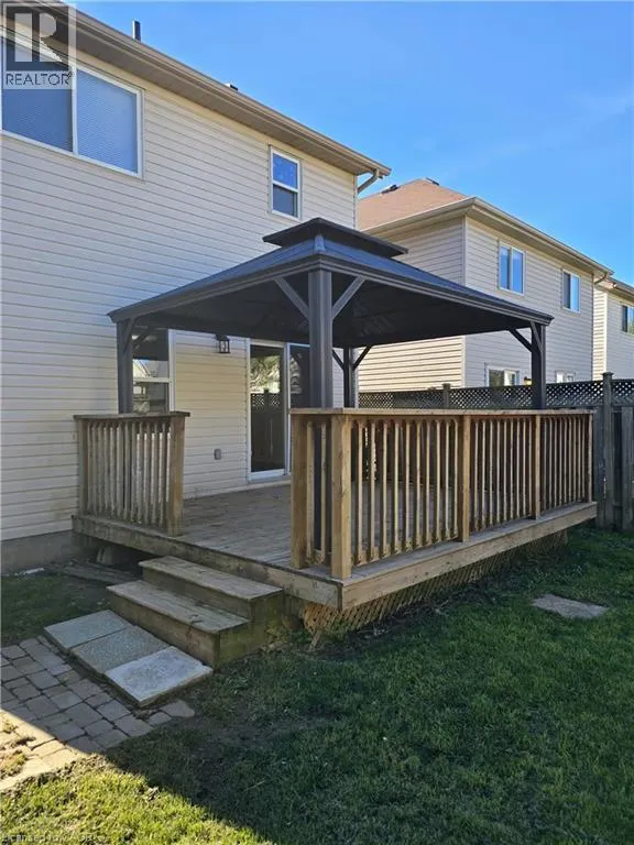70 DAHLIA Street