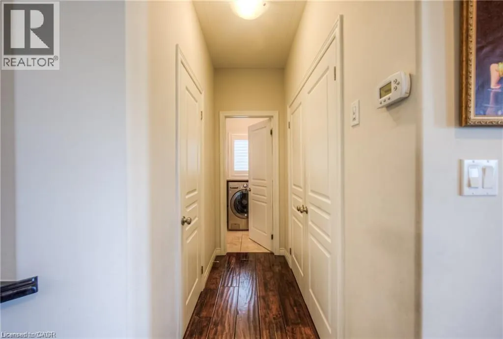 83 BOULDER Crescent