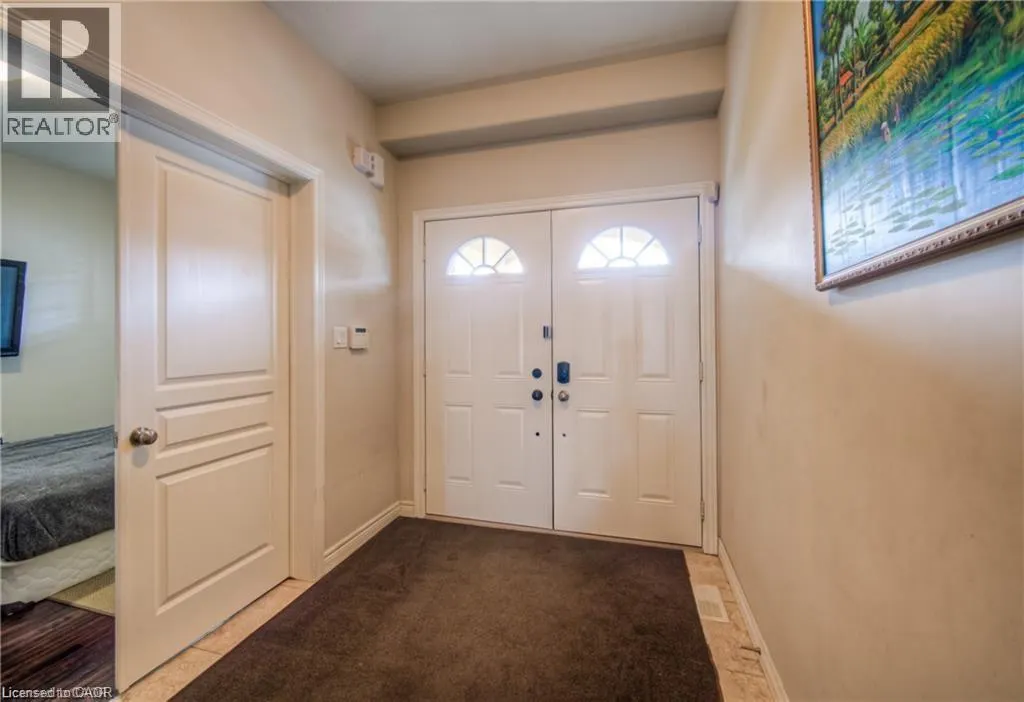 83 BOULDER Crescent
