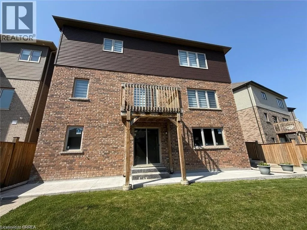28 ROWLEY Street