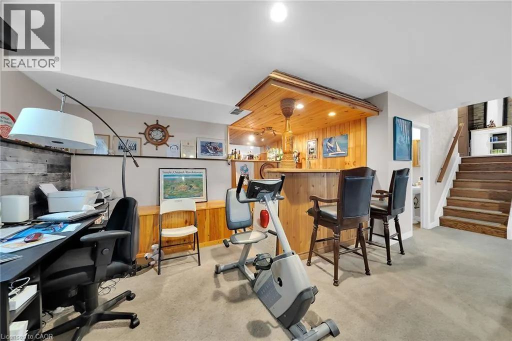 25 COUNTRY CLUB Road