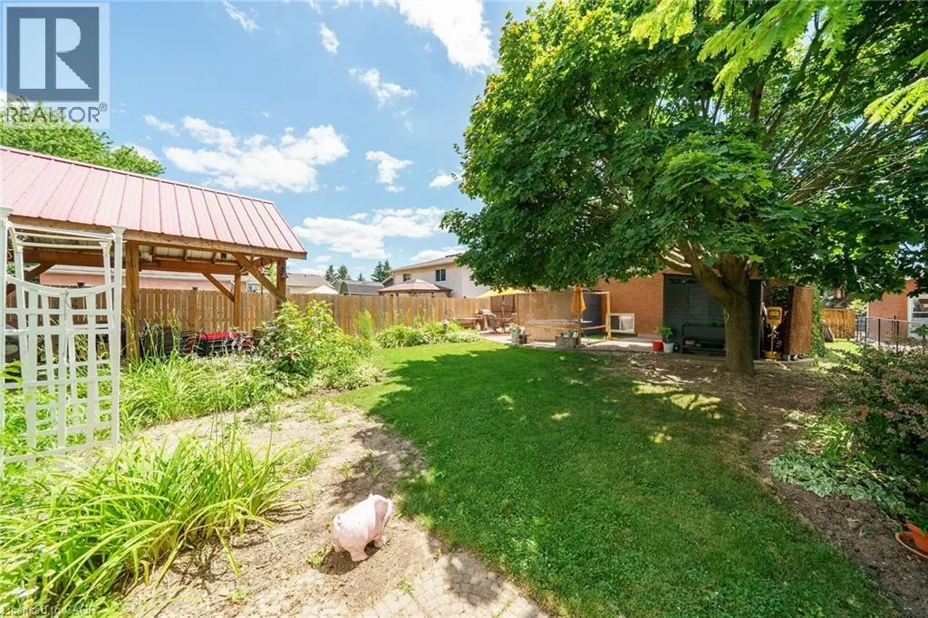 25 COUNTRY CLUB Road