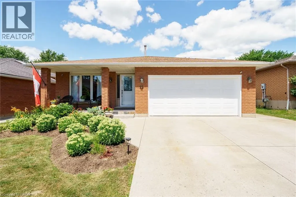 25 COUNTRY CLUB Road