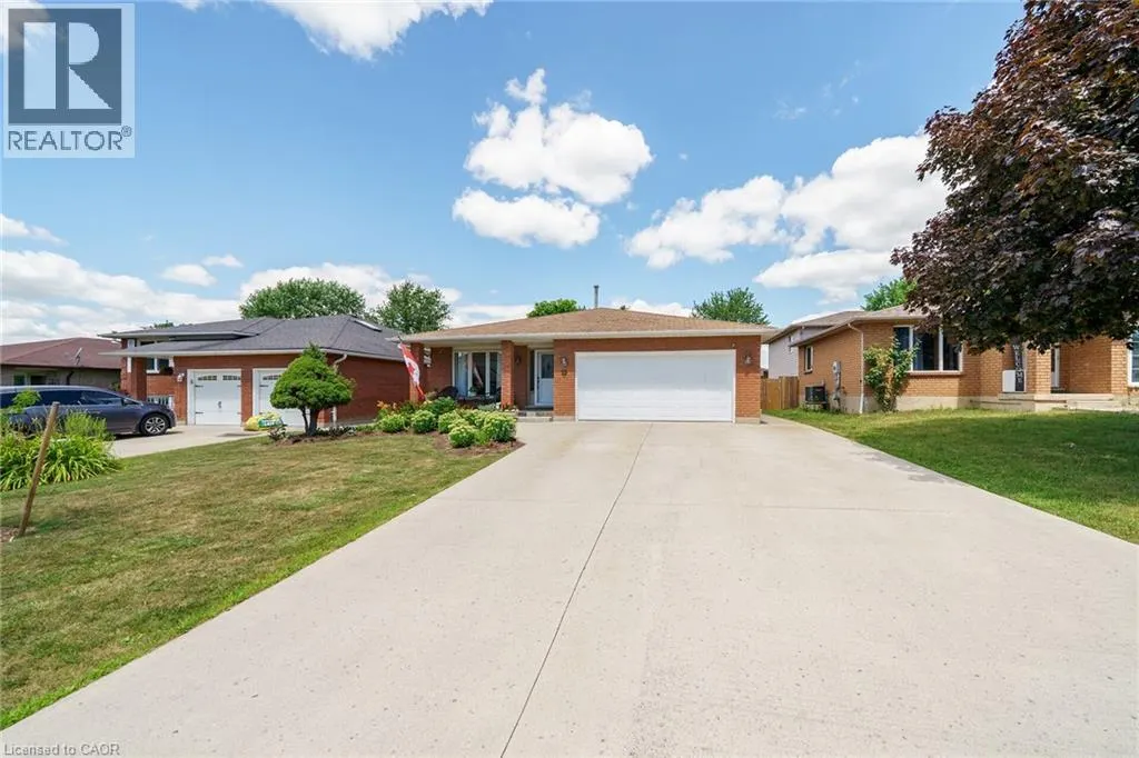 25 COUNTRY CLUB Road